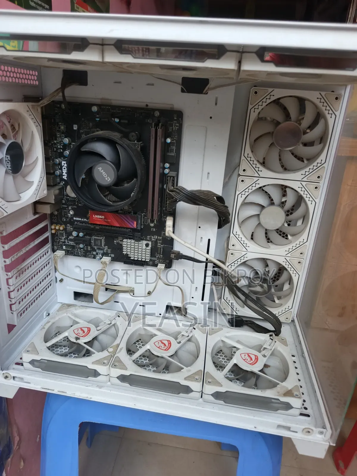 Desktop Computer MSI model 16GB AMD Ryzen 7 SSD 512GB