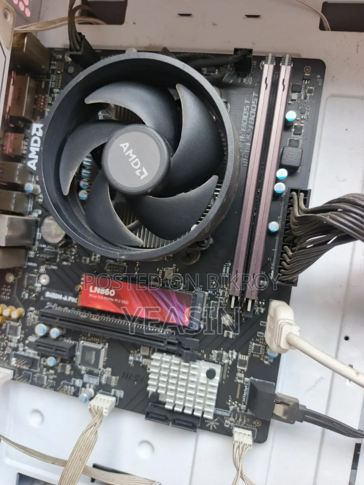 Desktop Computer MSI model 16GB AMD Ryzen 7 SSD 512GB