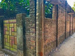 ৪ শতক জমি বিক্রয় হইবে
