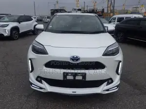 Toyota Yaris Cross 2021 Pearl