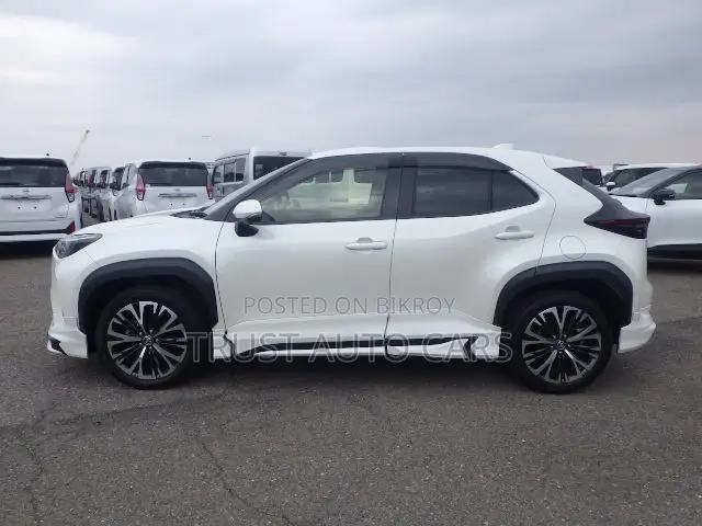 Toyota Yaris Cross 2021 Pearl