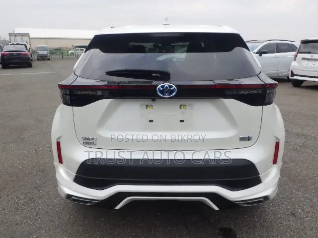 Toyota Yaris Cross 2021 Pearl