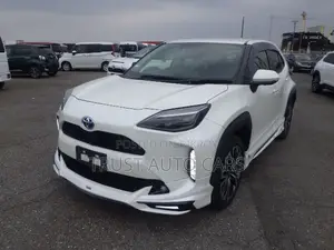 Toyota Yaris Cross 2021 Pearl