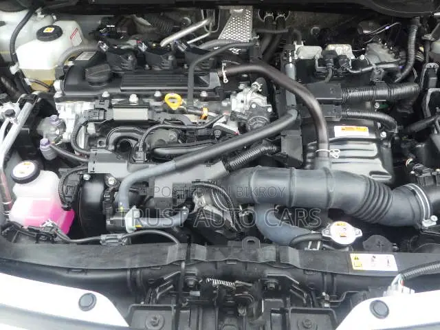 Toyota Yaris Cross 2021 Pearl