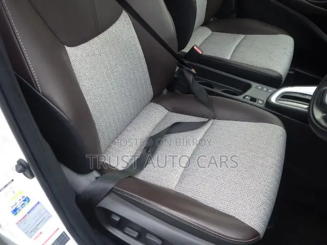 Toyota Yaris Cross 2021 Pearl