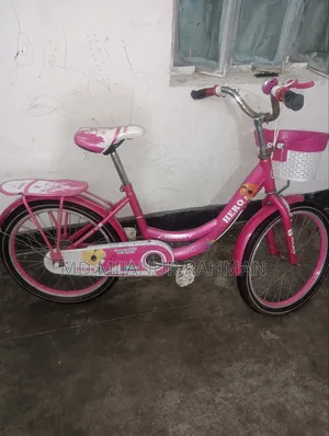 বাচ্চাদের সাইকেল বিক্রি করা হবে