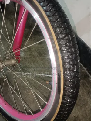 বাচ্চাদের সাইকেল বিক্রি করা হবে