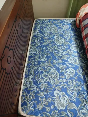 7 Feet by 4 Feet Bed With Mattress + Mattress Pad