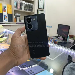 Vivo Y36 (India) 128 GB Black