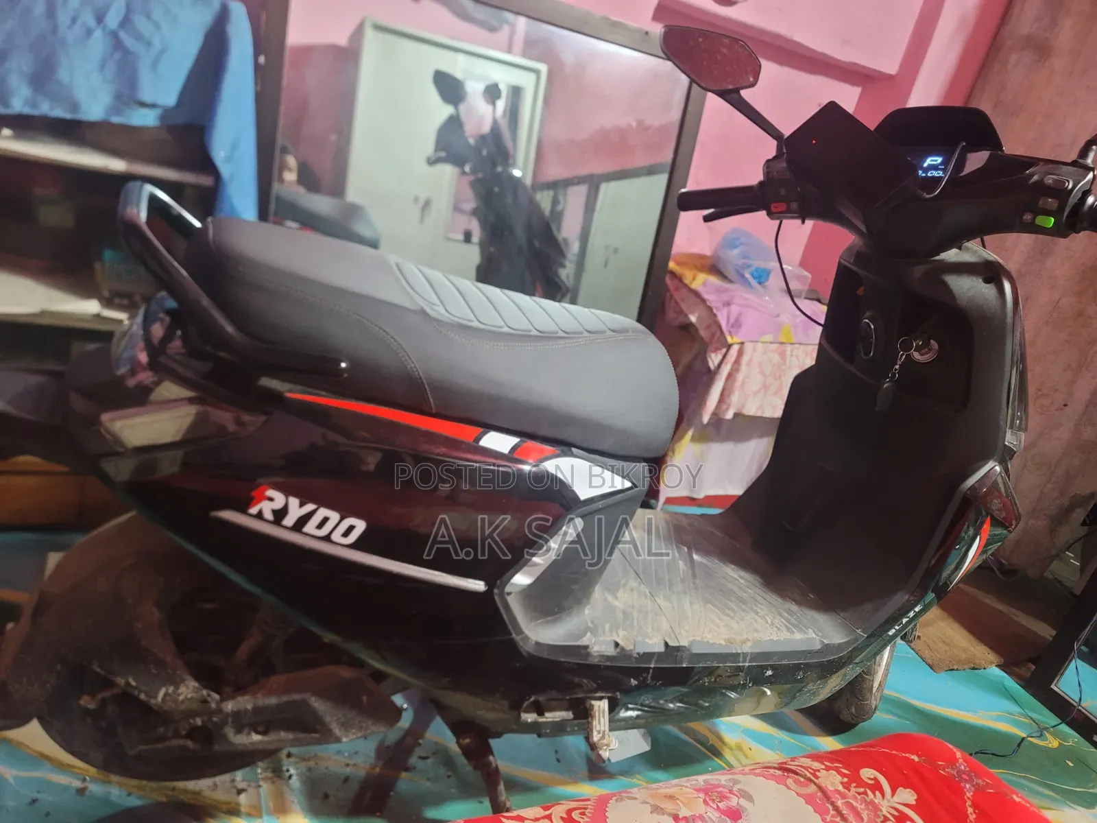 Revoo E52 2026 Black