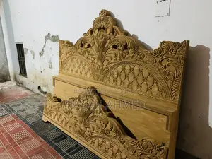 Teak Wood Bed 6/7 Feet