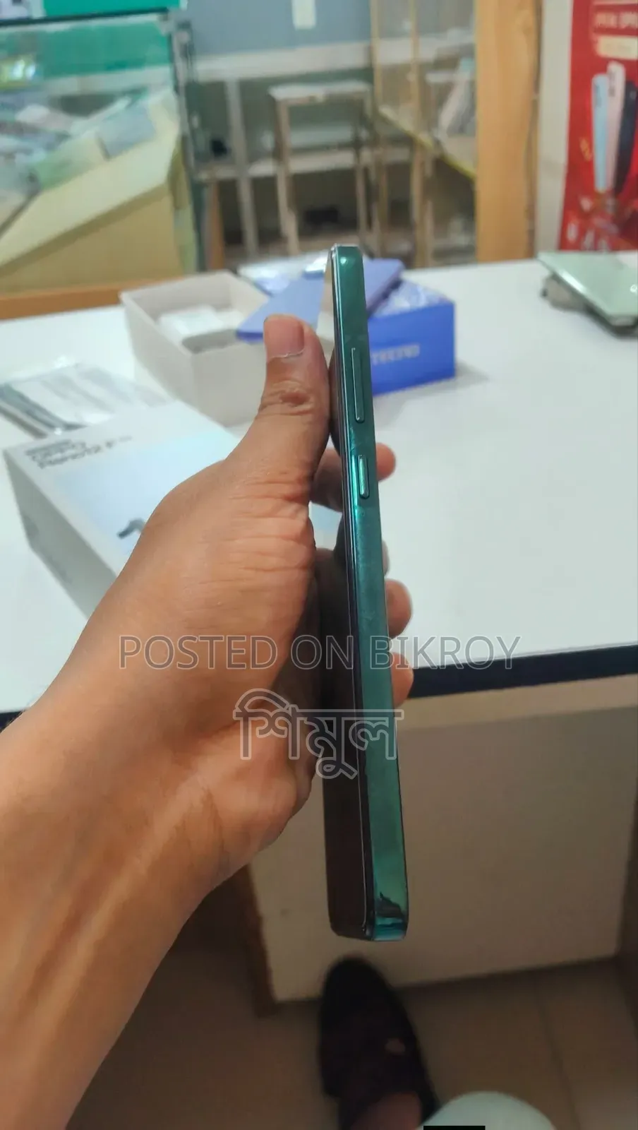অপ্পো রেনো ২৫৬ জিবি গ্রিন