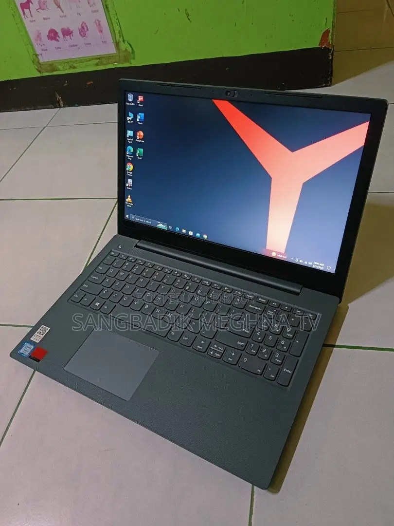 Lenovo 3GB Intel SSD 256GB Laptop