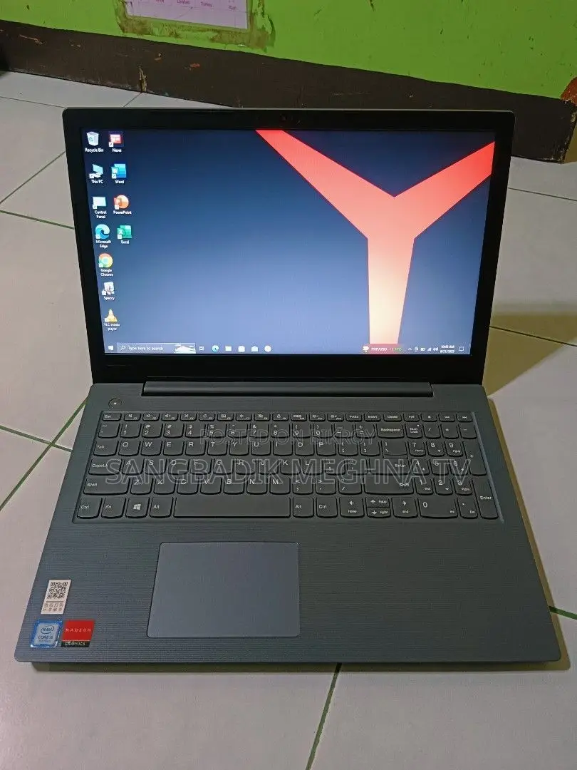 Lenovo 3GB Intel SSD 256GB Laptop
