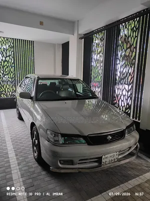 Toyota Corona Premio 2000