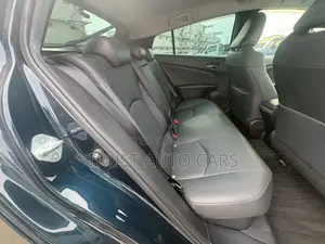 Toyota Prius 2021 Blue