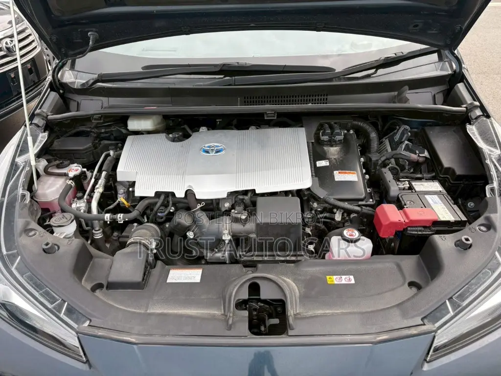 Toyota Prius 2021 Blue