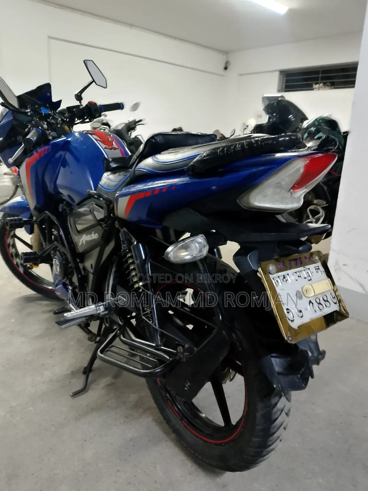 TVS Apache RTR 160 2v Refresh X-connect 2018 Blue
