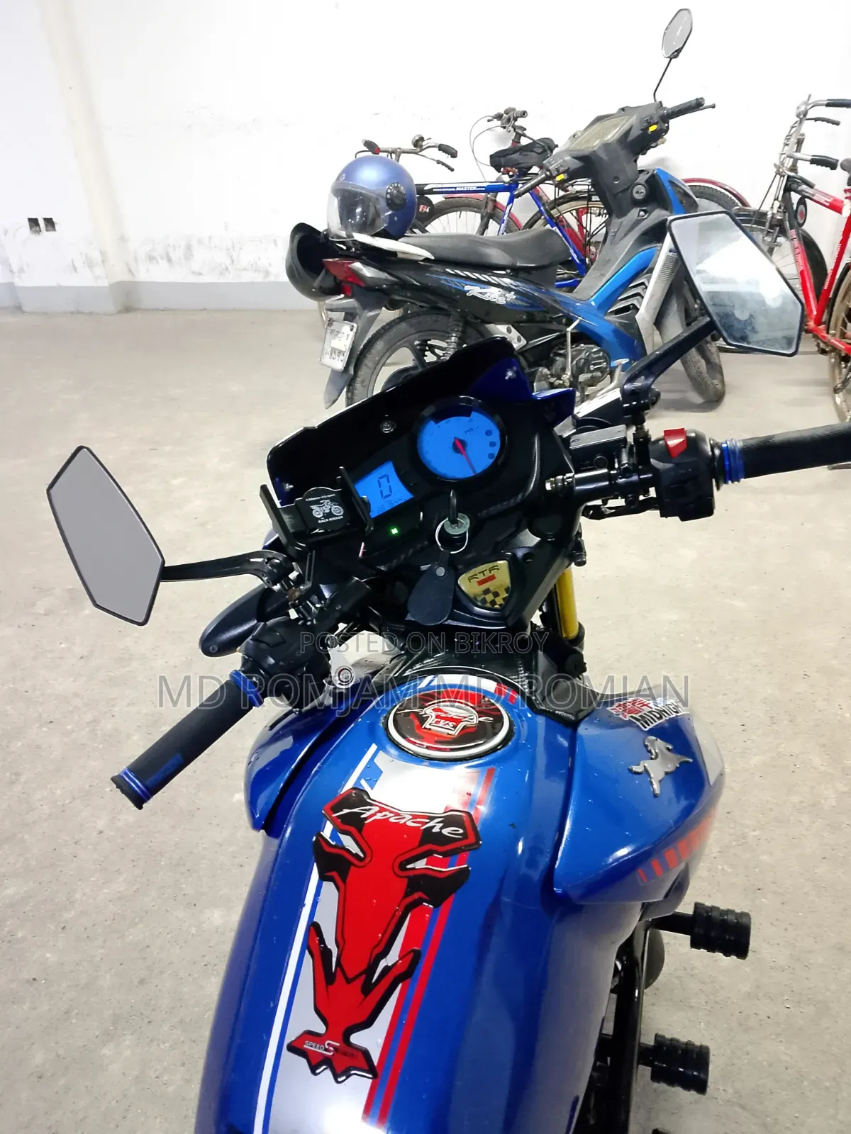 TVS Apache RTR 160 2v Refresh X-connect 2018 Blue