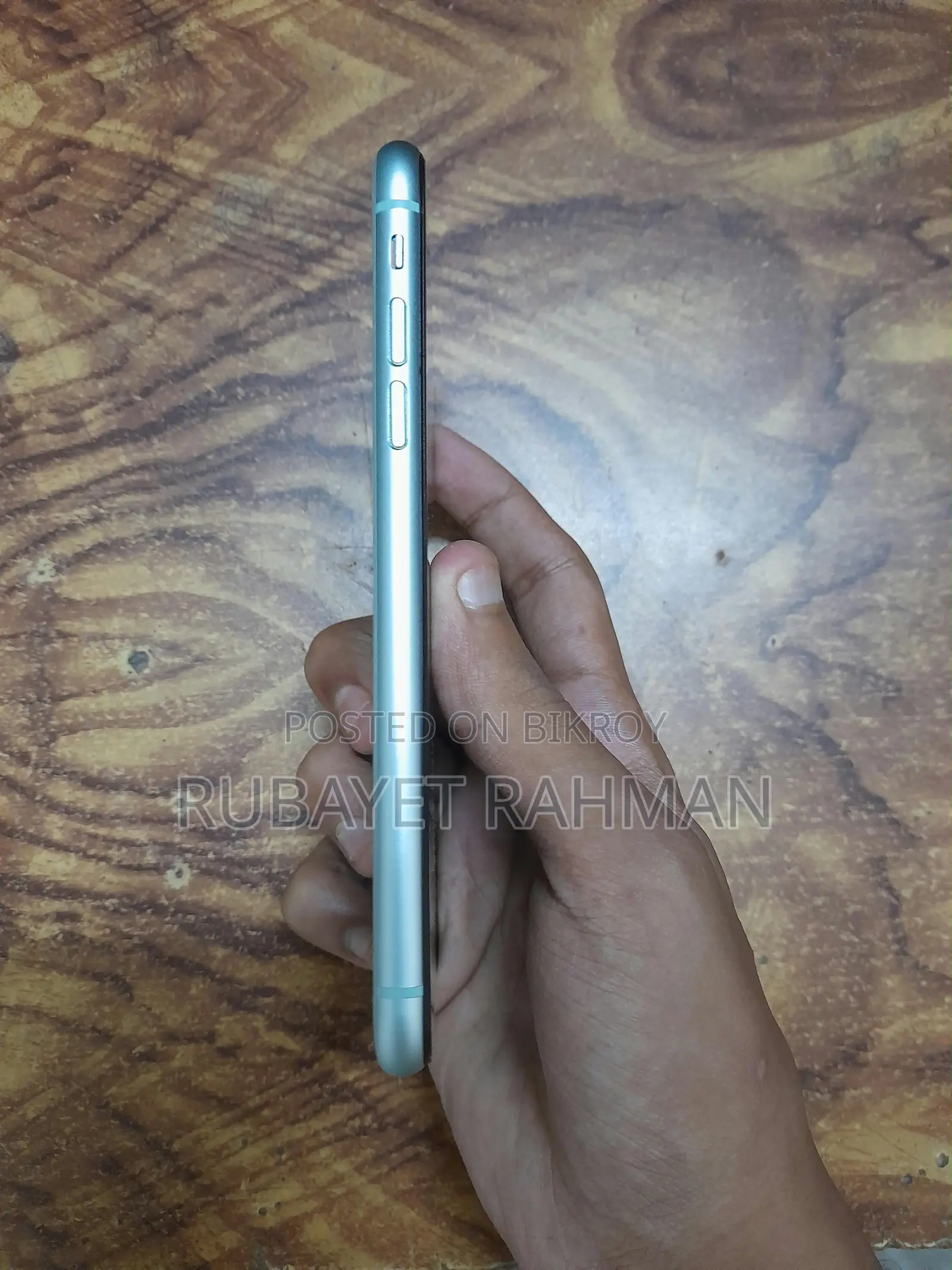 অ্যাপল আইফোন ১১ ১২৮ জিবি