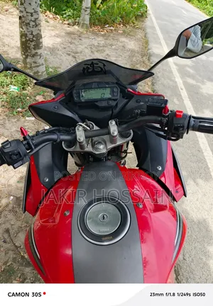 Yamaha Fazer V2 2024 Red