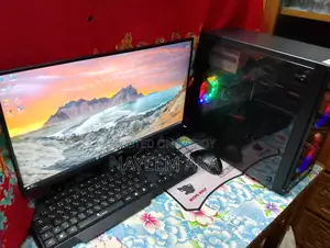 Desktop Computer Microsoft 16GB AMD Ryzen 5 SSD 256GB