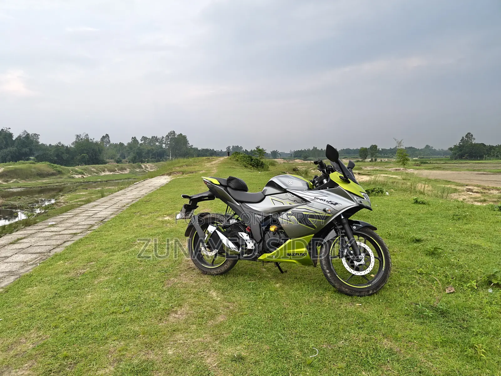 Suzuki Gixxer SF 2026 গ্রিন