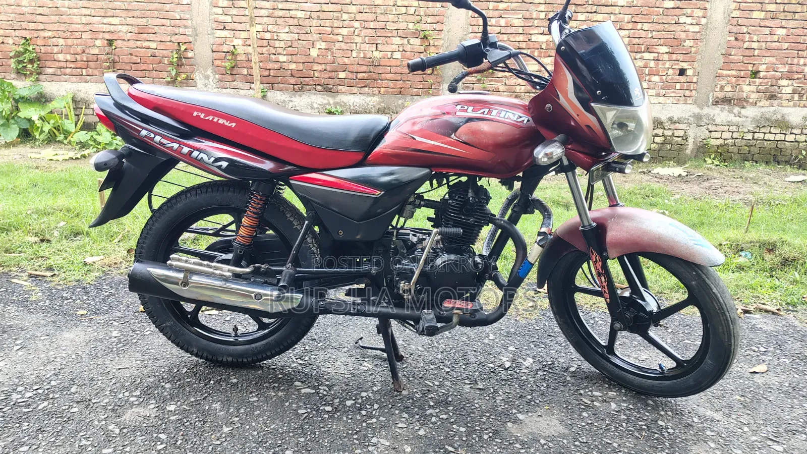 বাজাজ প্লাটিনা ১০০ ২০১৫ লাল