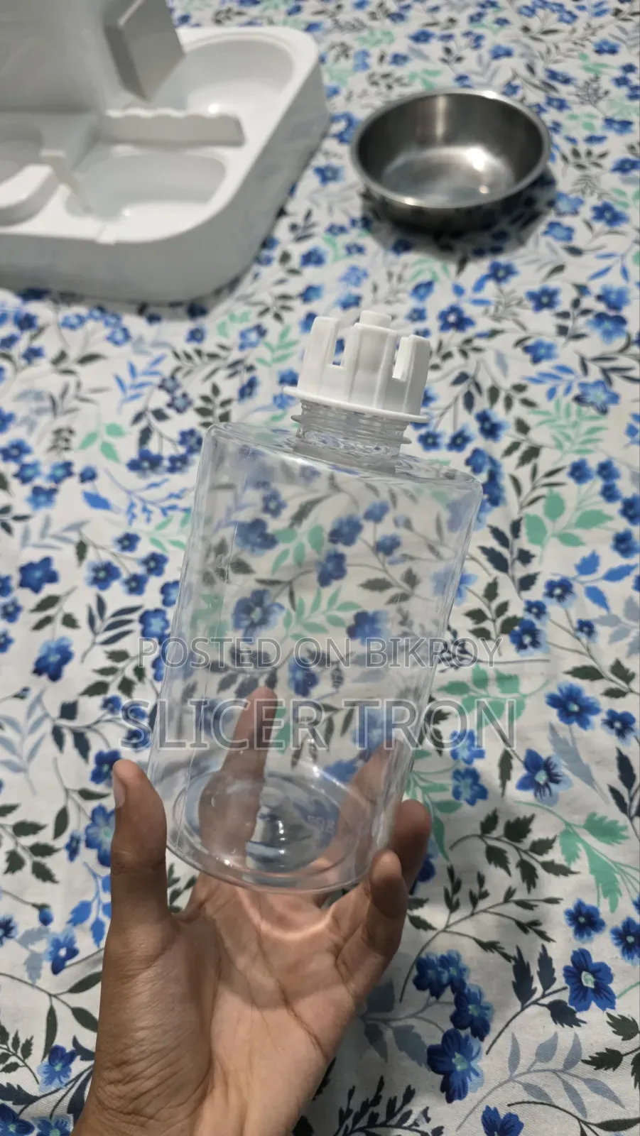 অটোমেটিক ক্যাট ফিডার