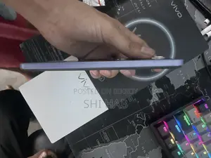 ভিভো ভি৪০ লাইট ২৫৬ জিবি ব্লু