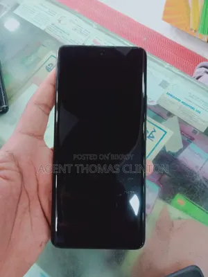 নতুন স্যামসাং গ্যালাক্সি এস২১ ৫জি ২৫৬ জিবি ব্ল্যাক