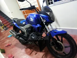 Honda CB 2019 Blue