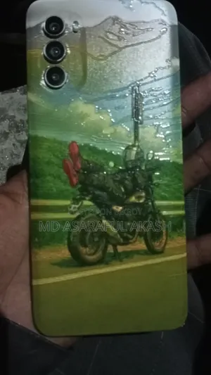 মোটরসাইকেল মোটো জি৮২ ১২৮ জিবি ব্লু