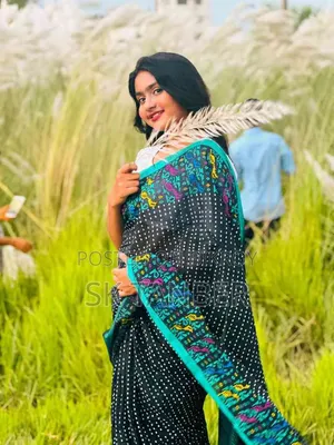হাফ সিল্ক স্ক্রিন প্রিন্ট শাড়ি