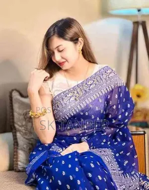 হাফ সিল্ক স্ক্রিন প্রিন্ট শাড়ি