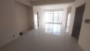 3bdrm Apartment in 1500 Sft Used Flat, Basundhara for sale