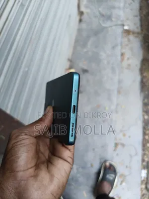 Motorola 64 GB Green