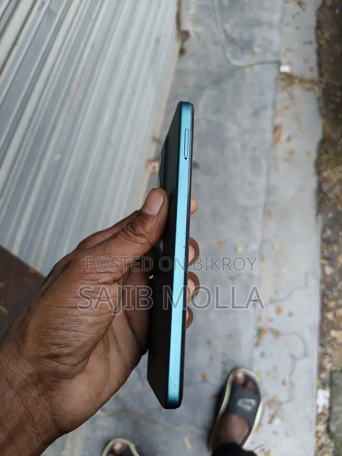 Motorola 64 GB Green