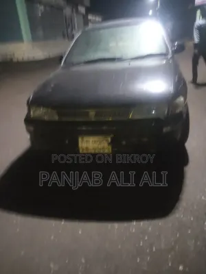 টয়োটা করোলা এক্সএলই ২০২১ কালো
