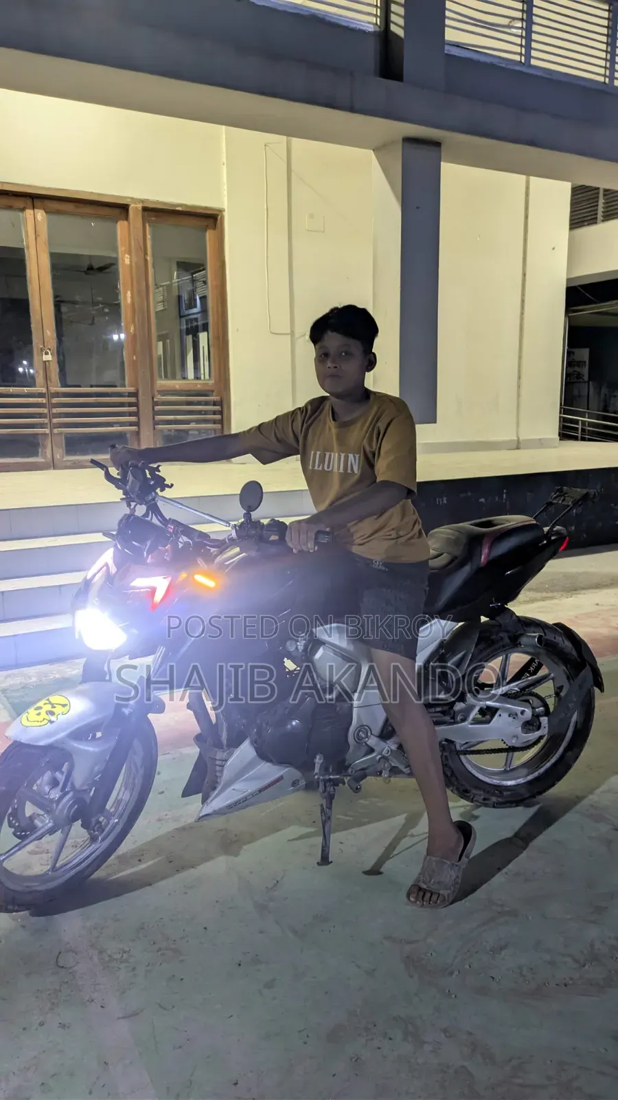 TVS Apache RTR 160 4V 2021 Black