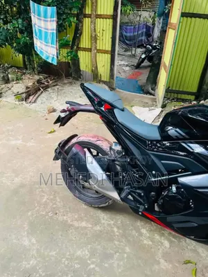 নতুন জিপিক্স লিজেন্ড ২৫০ টুইন ২০২৬ ব্ল্যাক