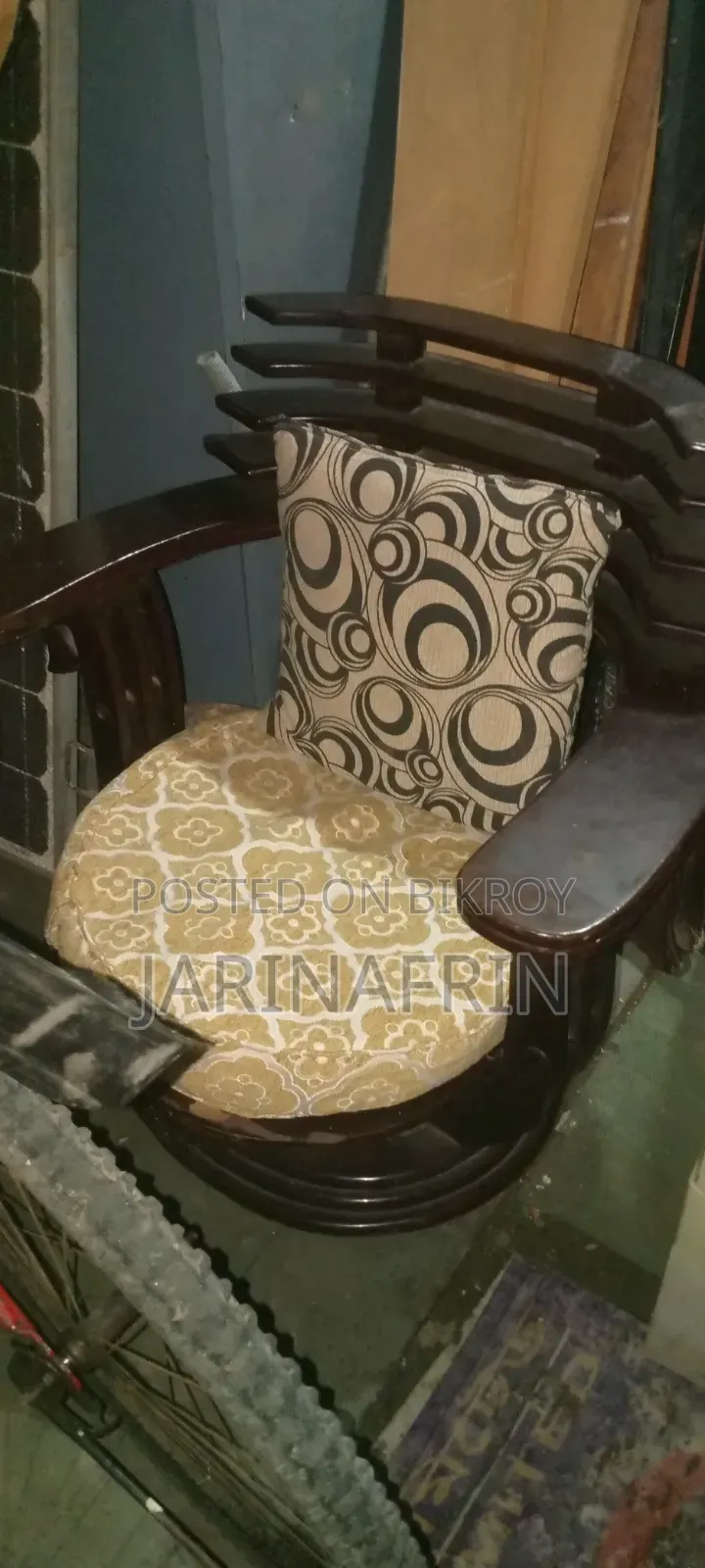 পুরনো জিনিস ক্রয় বিক্রয়