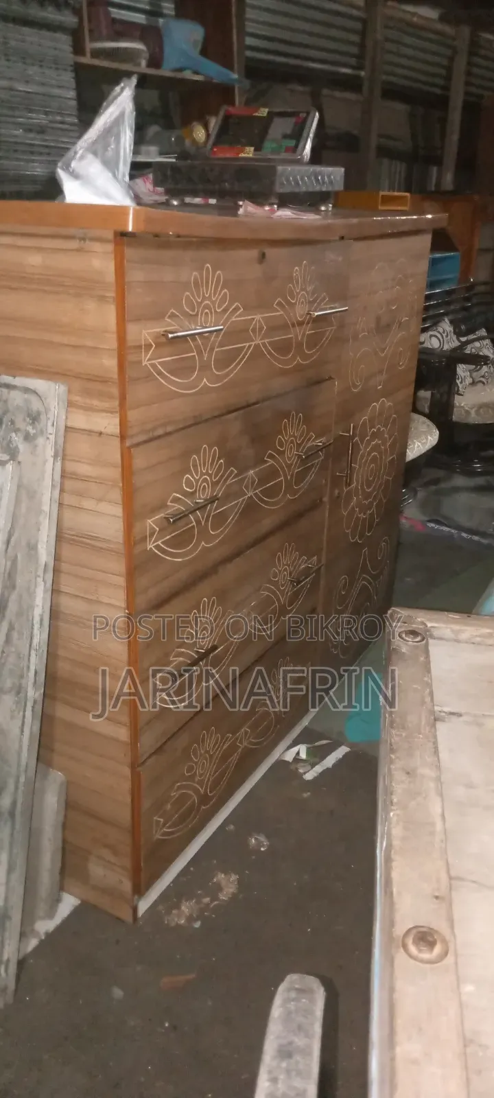 পুরনো জিনিস ক্রয় বিক্রয়
