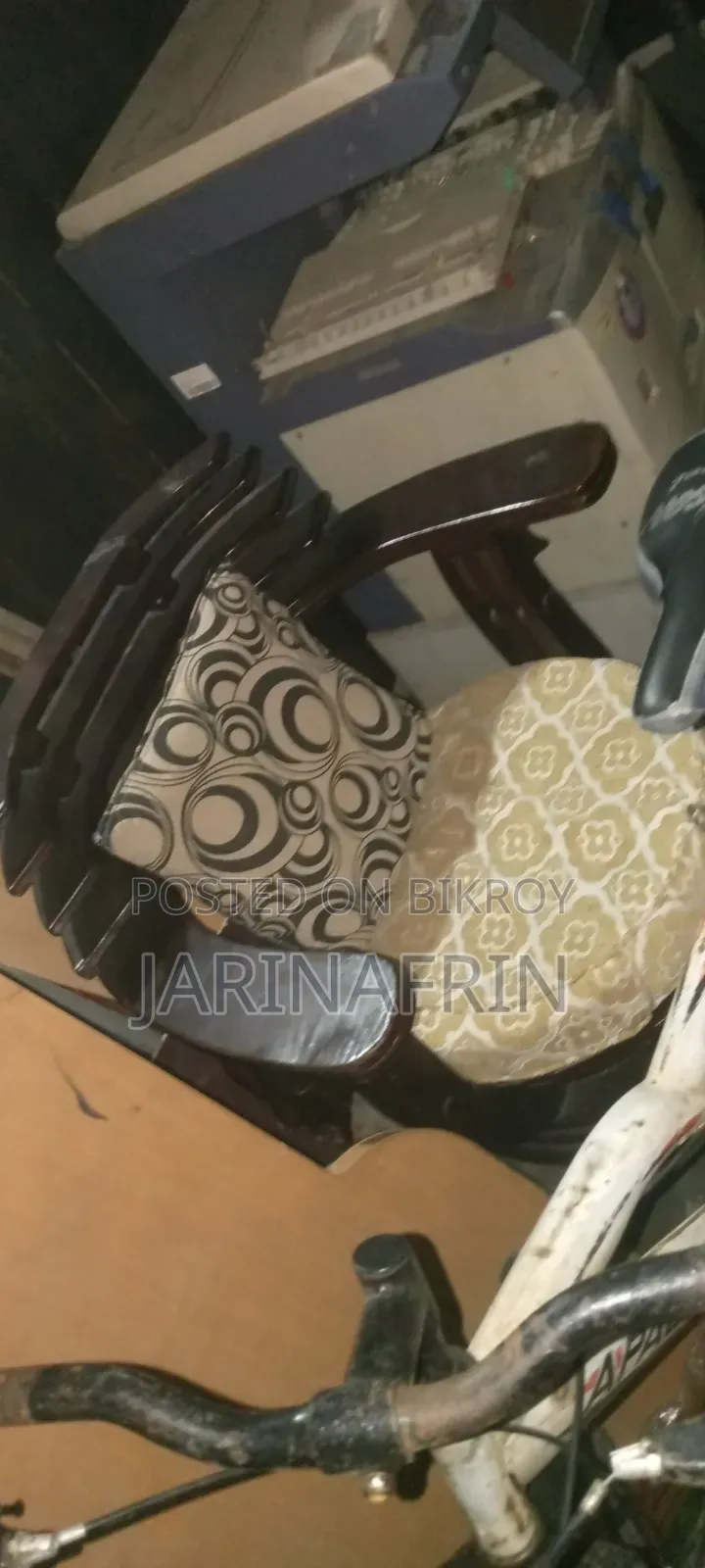 পুরনো জিনিস ক্রয় বিক্রয়