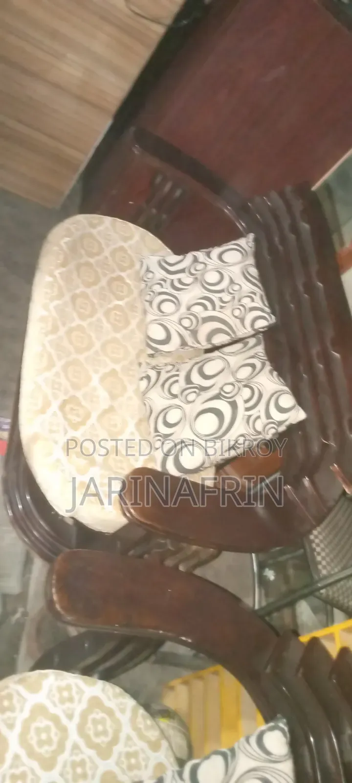পুরনো জিনিস ক্রয় বিক্রয়