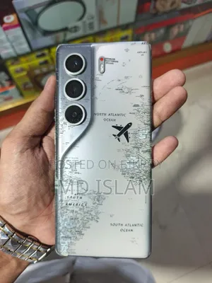 Tecno Camon 40 Pro 4G 256 GB
