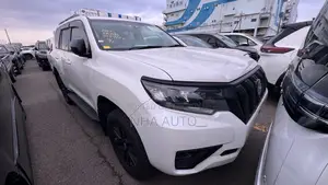 Toyota Land Cruiser Prado 2022 Pearl