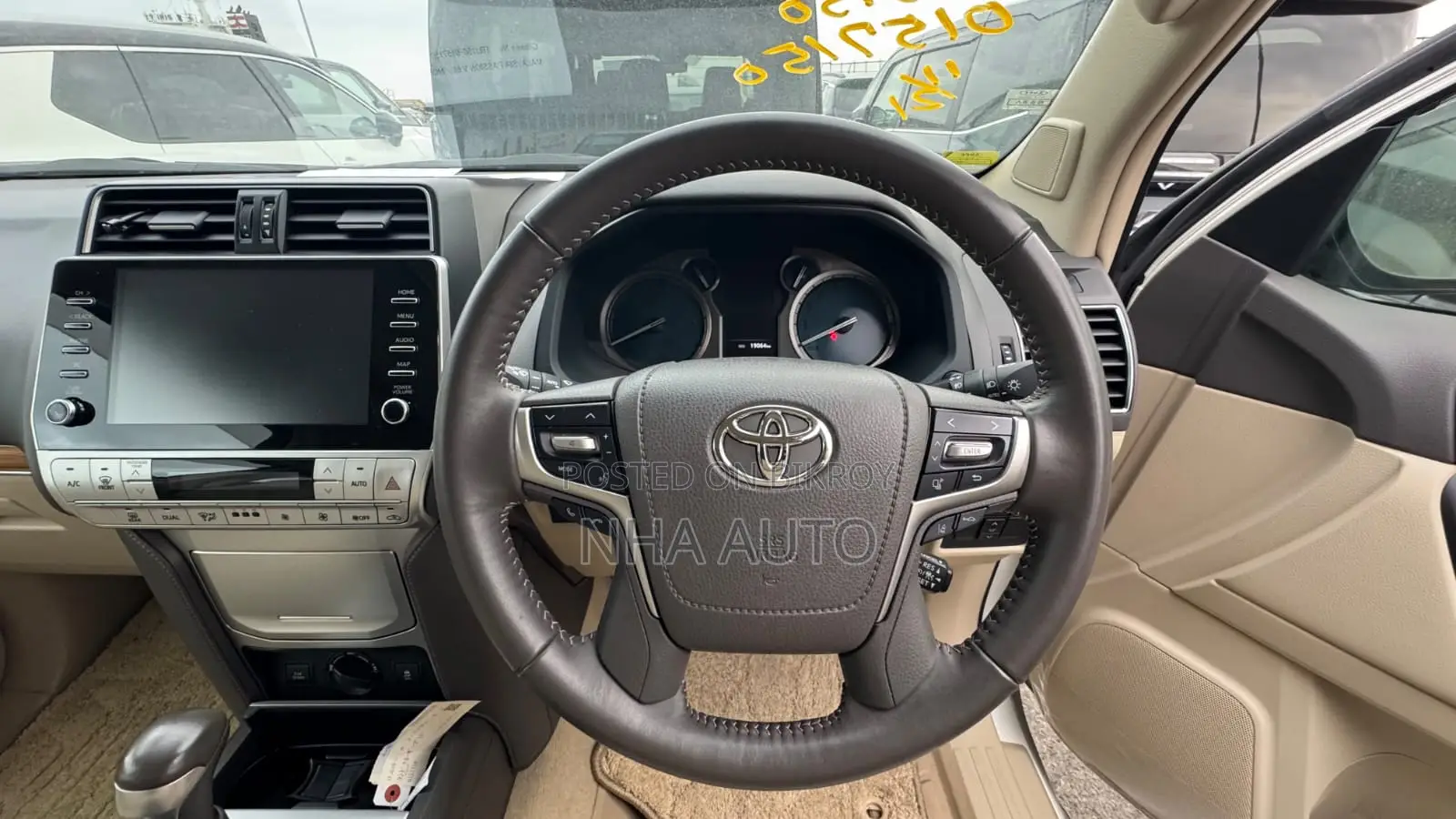 Toyota Land Cruiser Prado 2022 Pearl