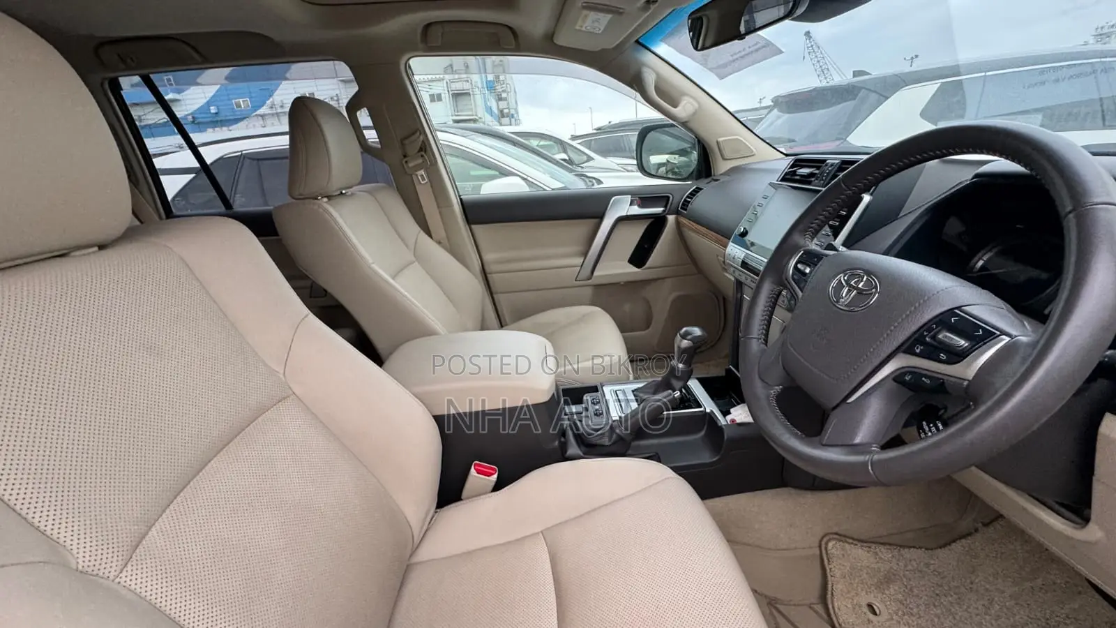 Toyota Land Cruiser Prado 2022 Pearl