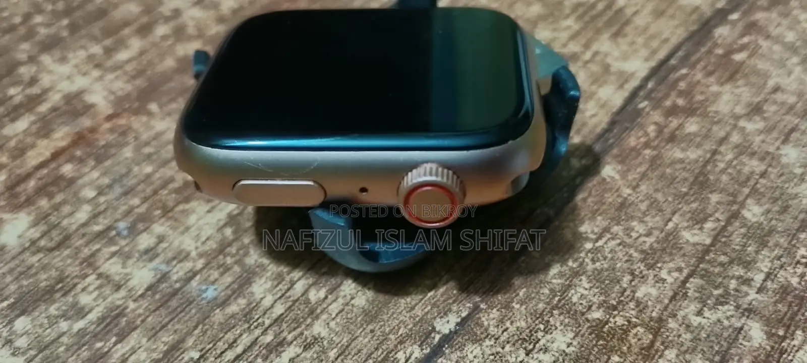 Ladies Smart Watch. Aluminium Body With Dashing Look.